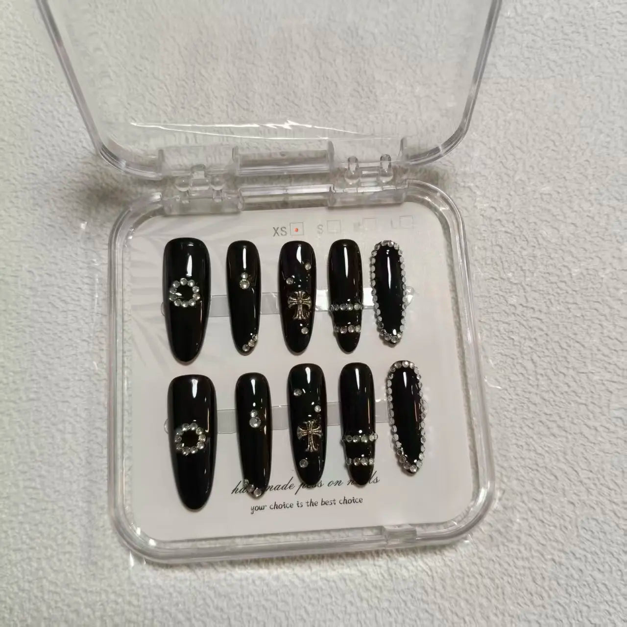 Emo Silver/Black colored set nails